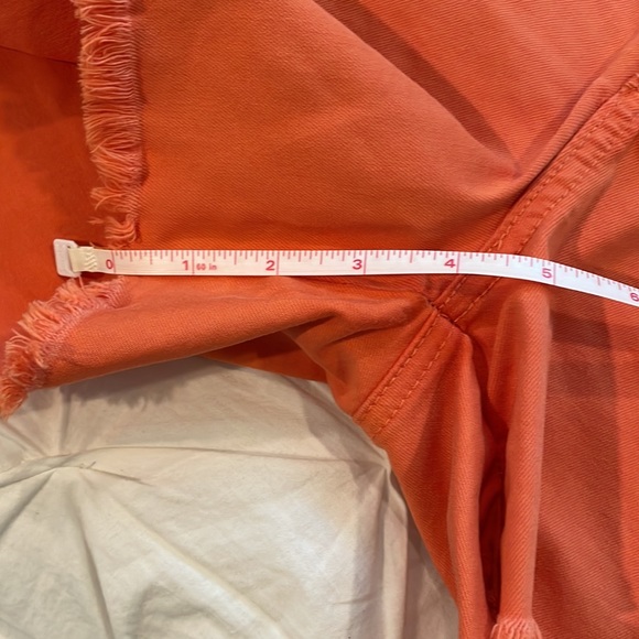 Kut From The Kloth Gidget fray hem short - Picture 4 of 7